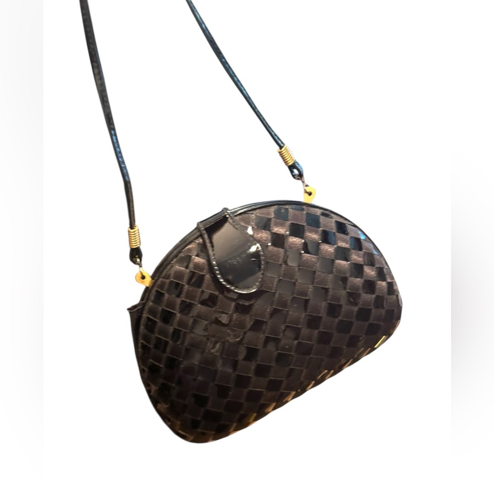 Elegant Vintage Black Woven Design Shell Shoulder Bag Clutch